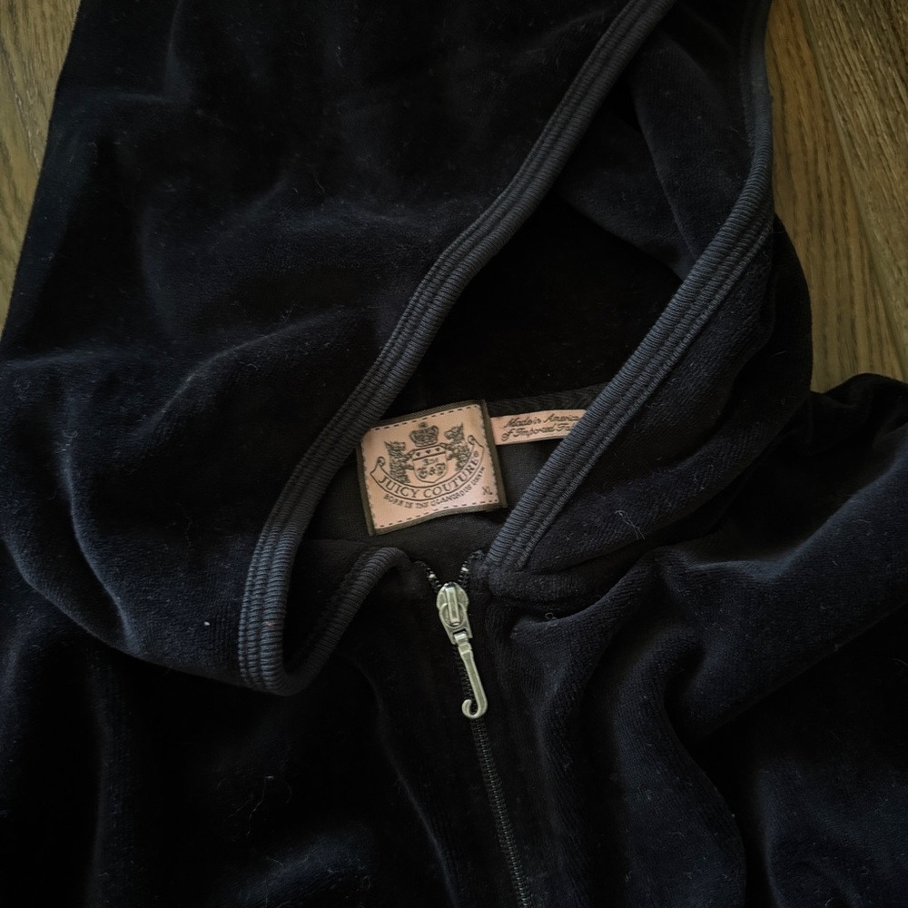 Juicy Couture Velour Zip-up Hoodies size X-large - Picture 4 of 4